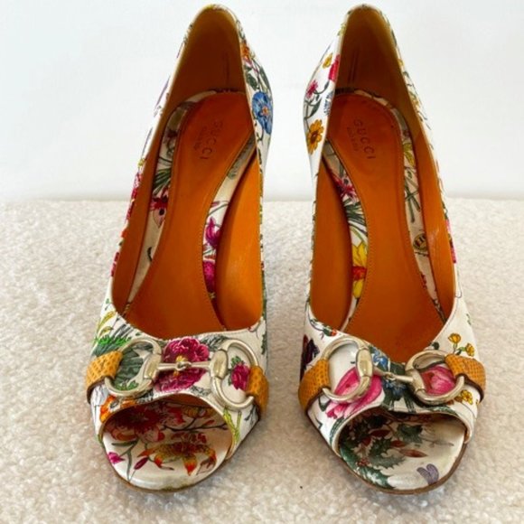 Gucci Silk Floral Horse Bit Heels sz 8.5 - Picture 1 of 7